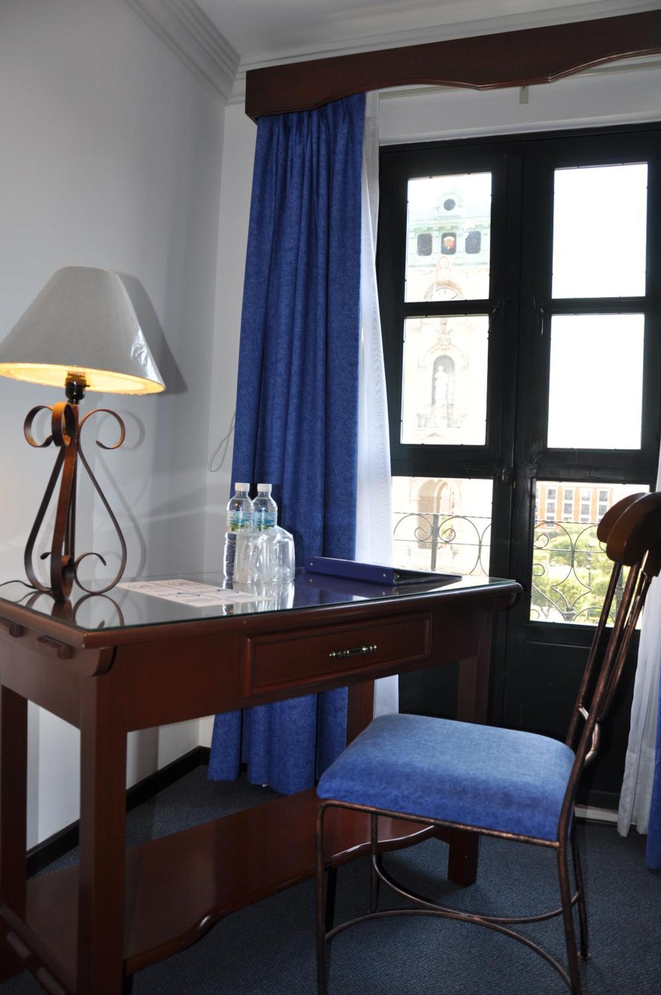 Hotel Ciros Pachuca Bagian luar foto