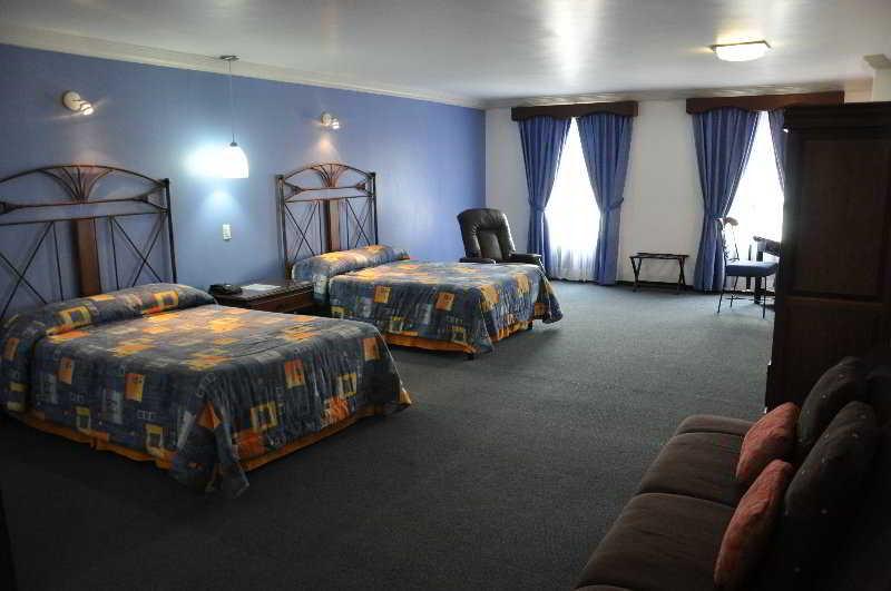 Hotel Ciros Pachuca Bagian luar foto